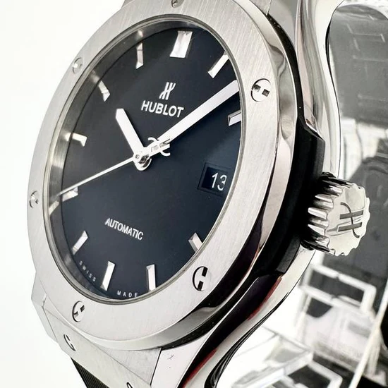Hublot Classic-Fusion Automatic-Mate Black Watch